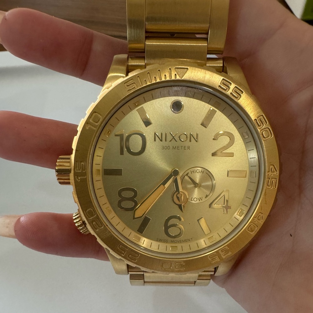 Nixon 51-30 Chrono Watch / Gold